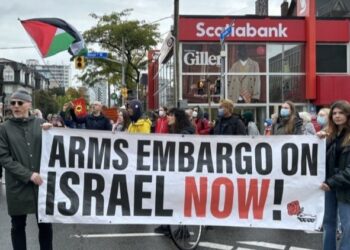 Sumar pide un embargo “automático” de armas a todo país demandado ante un tribunal internacional