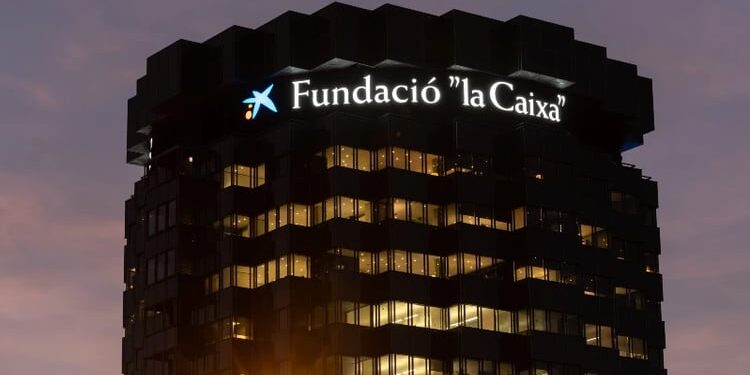 ‘La Caixa’ Foundation, El Corte Inglés and CaixaBank, the Spanish companies with the highest reputation, according to Advice