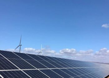 Iberdrola begins construction of a mega solar energy project in Australia