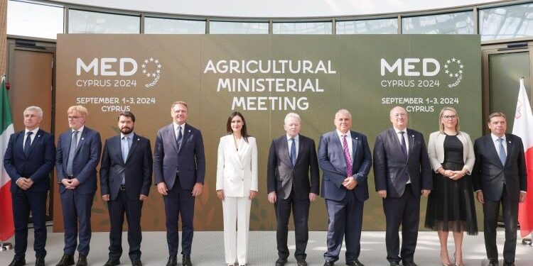 Planas ofrece a la UE la experiencia española para abordar la sequía en el Mediterráneo