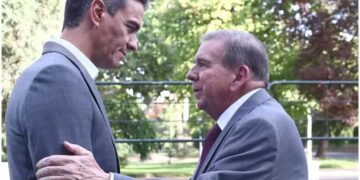 Sánchez says Spain is working ‘for dialogue’ in Venezuela after meeting with Edmundo González