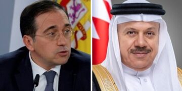 Albares y su homólogo de Bahréin conversan sobre Palestina y los dos Estados