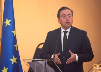 35-year-old woman: profile of the Spanish aid worker in the world