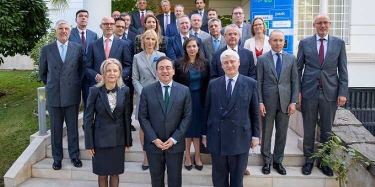 EU ambassadors in Spain discuss challenges of the Hungarian Presidency with Albares