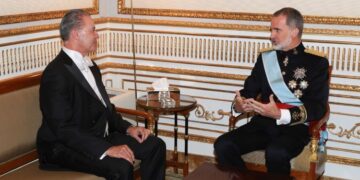 El Gobierno trasladó una queja formal a México por no invitar al Rey a la investidura presidencial