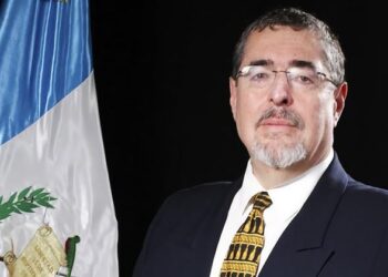 Guatemala está sin embajador en España desde hace año y medio