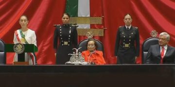 Dirigentes de Sumar, socio del Gobierno, en la toma de posesión de Claudia Sheinbaum