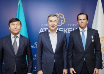 El español Ignacio Casanovas, reconocido por Kazajistán como asesor especial de la Cámara Nacional de Empresarios