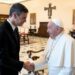 Sanchez invites the Pope to visit the Canary Islands to learn about the migration crisis