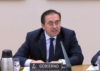 Albares anuncia en el Congreso que González Urrutia ha solicitado esta semana asilo político en España