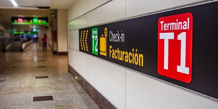 La Policía investiga la fuga de cuatro solicitantes de asilo con pasaporte marroquí de Barajas