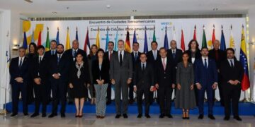 The King presides over the first Meeting of Ibero-American Cities in Madrid