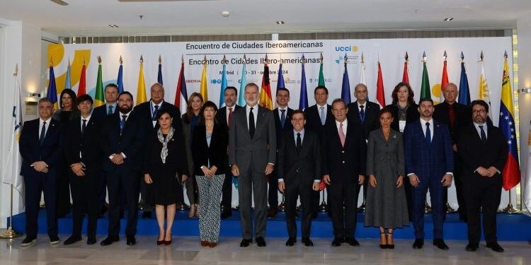 El Rey preside en Madrid el primer Encuentro de Ciudades Iberoamericanas