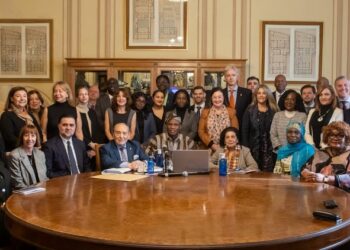 Muhammad Adam pide unidad a los embajadores africanos al despedirse de España