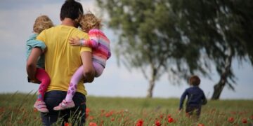 Guía para padres sobre uso de tecnología en un mundo globalizado