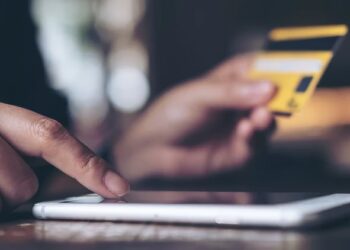 ¿Por qué tus transferencias de dinero se reducen al llegar?