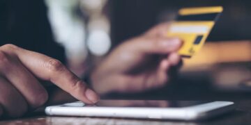 ¿Por qué tus transferencias de dinero se reducen al llegar?