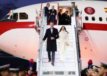 Felipe VI destaca en Roma la aportación de los más de 33.000 españoles que viven en Italia