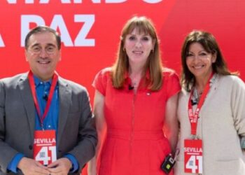 Albares warns at PSOE Congress against “extreme right that believes its time has come”