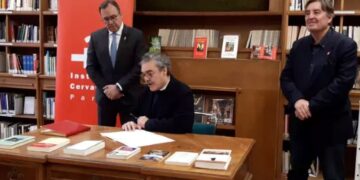 The Instituto Cervantes in Paris receives 300 copies from Gabriel García Márquez’s personal library