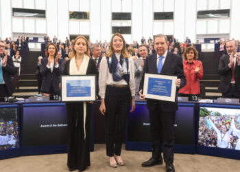 Edmundo González collects the Sakharov Prize and claims to be Venezuela’s president-elect