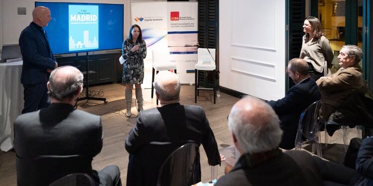 El hispanista Luke Stegemann presenta ‘Madrid. Historia de una ciudad de éxito’