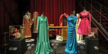 Exhibition about the couturier Lorenzo Caprile in the Canal Room of Isabel II
