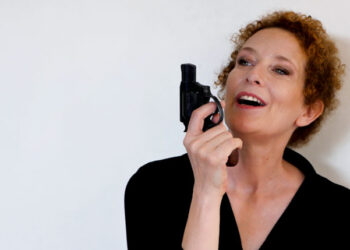 ‘Miércoles que parecen jueves’, a thriller with comedy tone