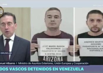 Albares exige la vuelta “inmediata” de los dos españoles retenidos en Venezuela