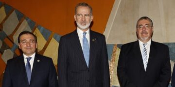Albares becomes the foreign minister of the democracy who has travelled the most with the King