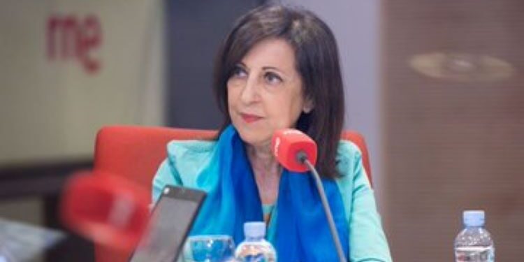 Robles denounces Trump’s “delirious contortionism” in accusing Zelensky of starting the war