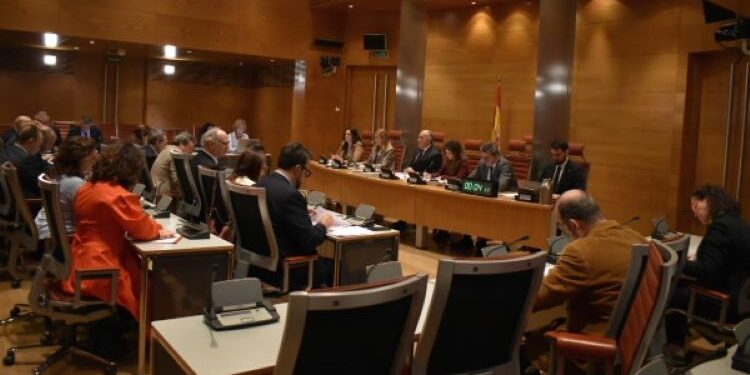 El Senado pide un plan de colaboración con los países de origen y tránsito de migrantes