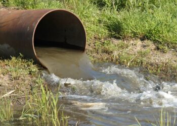 La contaminación oculta del agua emerge siempre