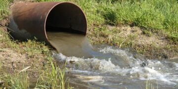 La contaminación oculta del agua emerge siempre