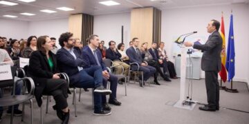 The Minister of Foreign Affairs inaugurates the new headquarters of the FIIAPP in Madrid