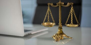 Derecho de lesiones personales en España vs. EEUU: diferencias y puntos en común