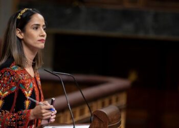 El PSOE se vuelve a quedar solo en su rechazo a la concesión de la nacionalidad a los saharauis