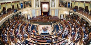 Congress calls for the deployment of Frontex in the Canary Islands and rejects a motion against “migration concessions” to Junts