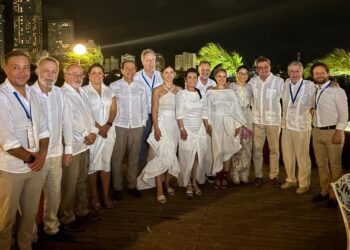 Cierco destaca el papel integrador de Iberia al recibir premio de EditoRed por su trayectoria