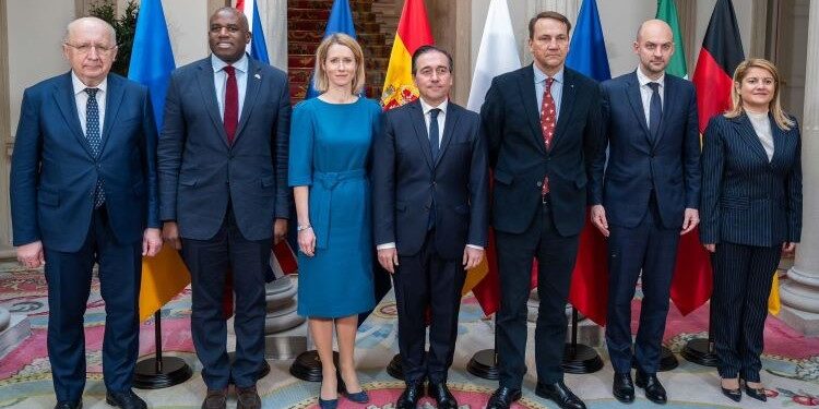 The G5+ condemns Russia’s “delaying tactics” and announces “significant short- and long-term military support for Ukraine”