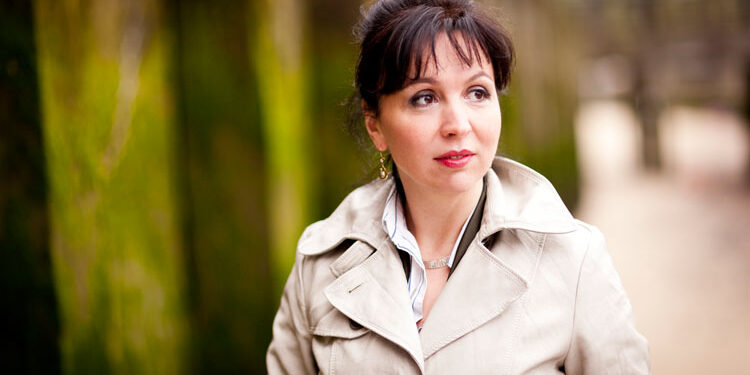 The Instituto Rumano de Cultura presents the pianist Luiza Borac