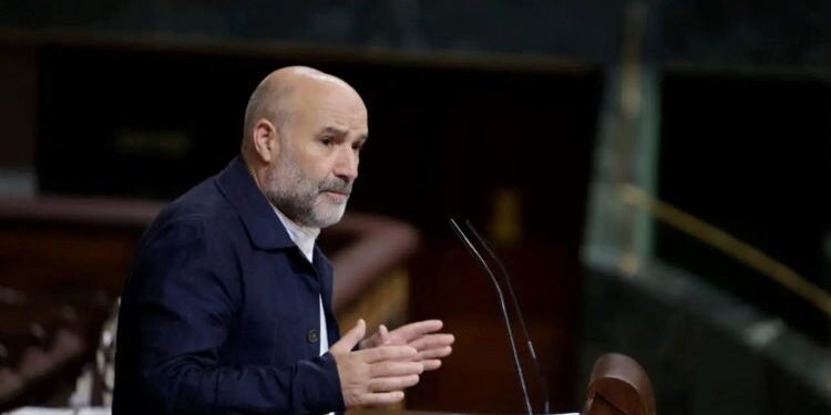 PSOE and PP reject a motion against NATO and military spending supported by Sumar