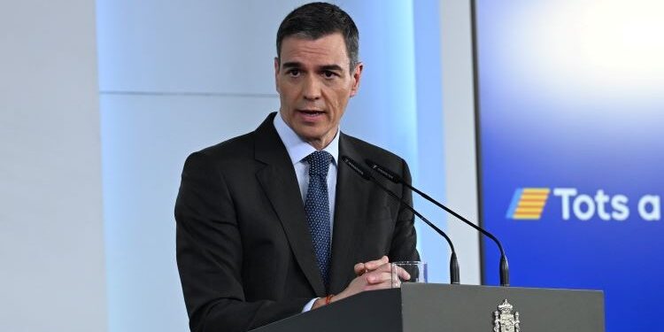 Sánchez assures that “Spain is prepared to comply with the 2% defense budget” but does not provide dates or figures