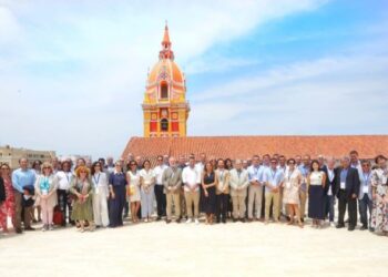 El VIII Congreso de Editores de Europa y América Latina arranca en Cartagena de Indias con una mirada multisectorial de la IA y del futuro de la comunicación