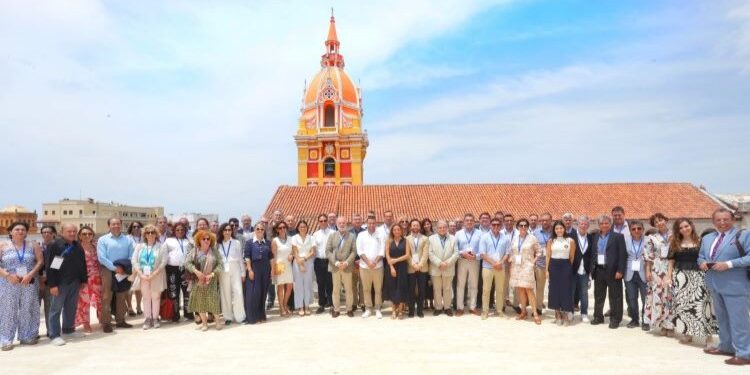 El VIII Congreso de Editores de Europa y América Latina arranca en Cartagena de Indias con una mirada multisectorial de la IA y del futuro de la comunicación