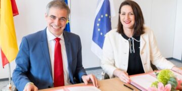 The European Economic and Social Committee authorizes Spanish co-official languages in its sessions