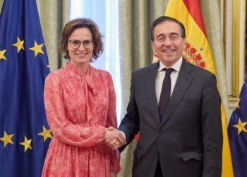 Albares aboga por un nuevo impulso al Pacto Verde ante la comisaria europea de medio ambiente