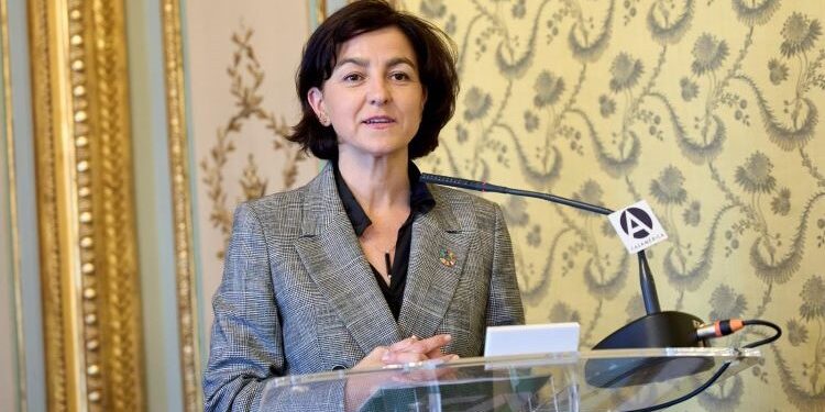 Eva Granados advocates strengthening international partnerships to finance development in Latin America