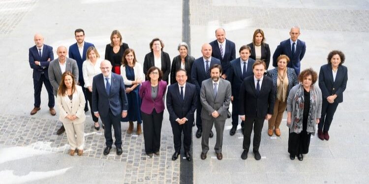 Albares preside la primera reunión constitutiva de la Conferencia Sectorial de Cooperación