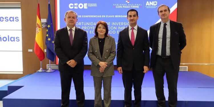 Panama offers investment opportunities to Spanish companies in Madrid